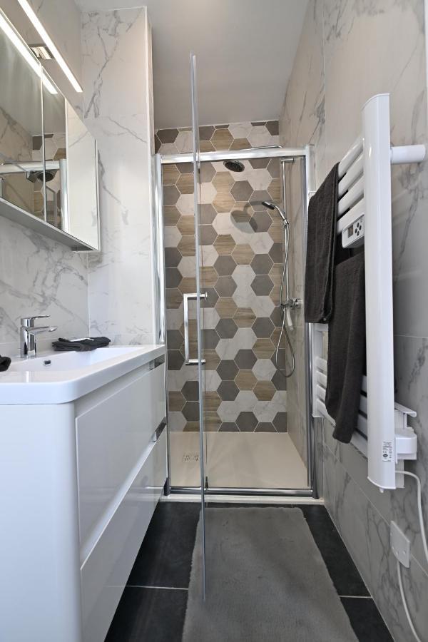 3 Appartements Premium Au Pied De La Cathedrale - Hypercentre Санс Екстер'єр фото