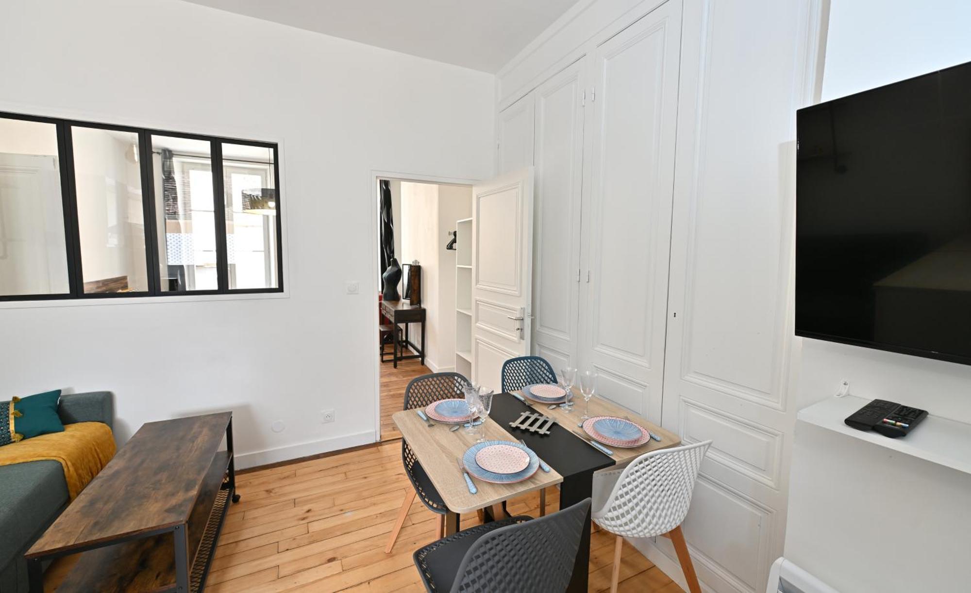 3 Appartements Premium Au Pied De La Cathedrale - Hypercentre Санс Екстер'єр фото
